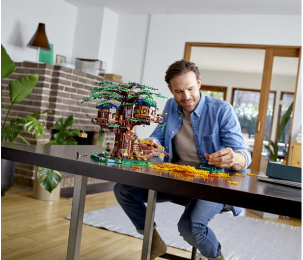 LEGO IDEAS 21318 Domek na drzewie - 524435 - zdjęcie 8